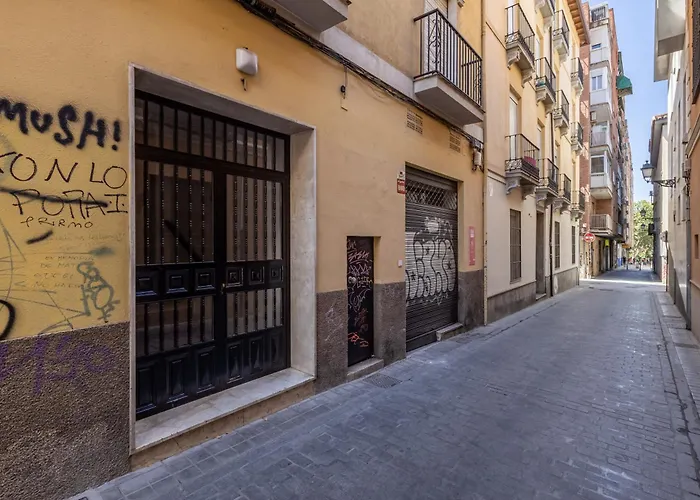 Dreaming Doña Luisa - Free Parking